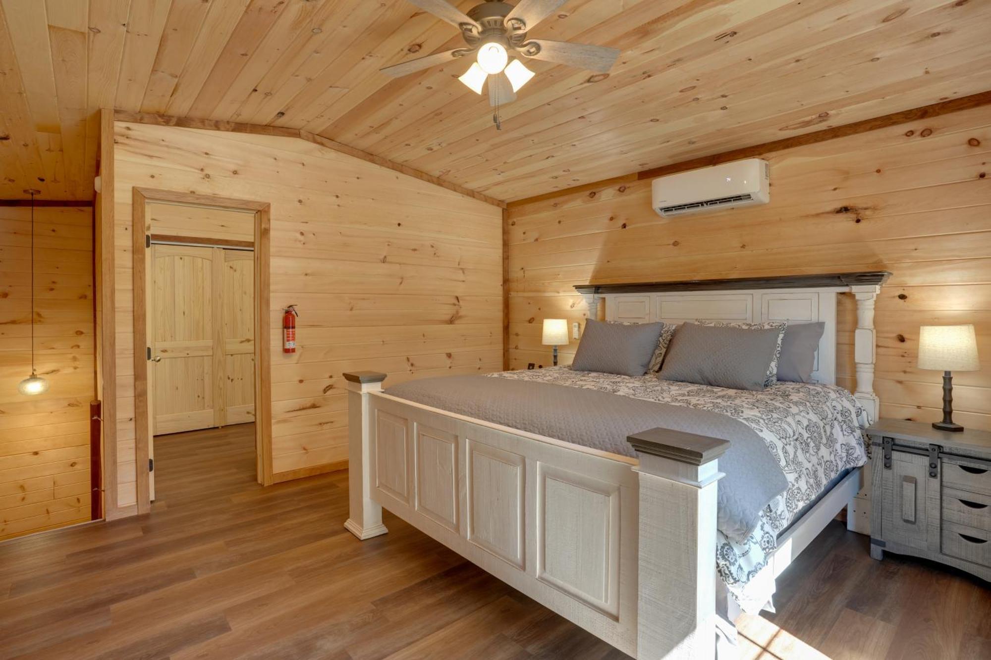 Lakeside Trenton Cabin On 7-Acre Property! Ngoại thất bức ảnh