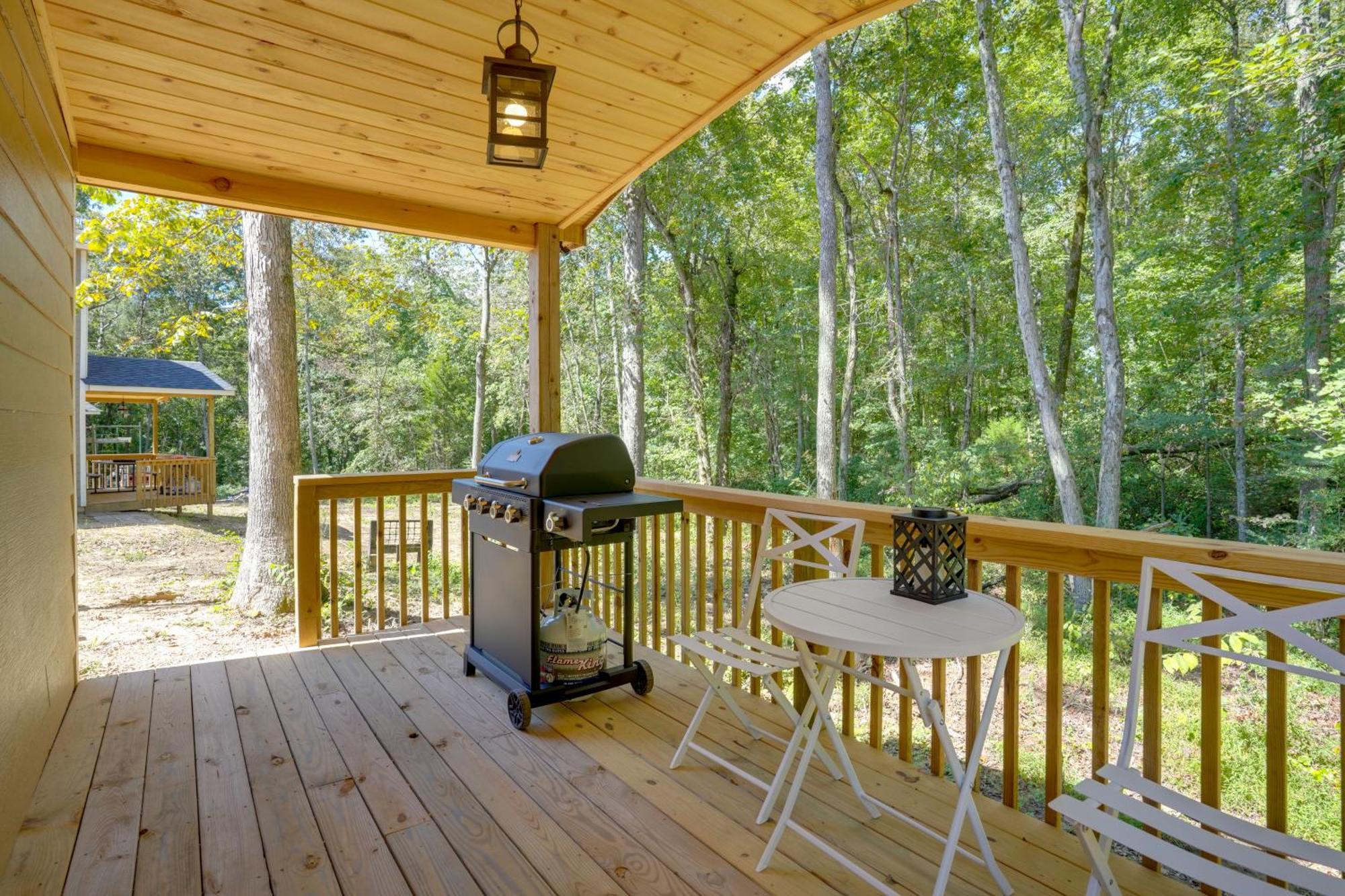 Lakeside Trenton Cabin On 7-Acre Property! Ngoại thất bức ảnh